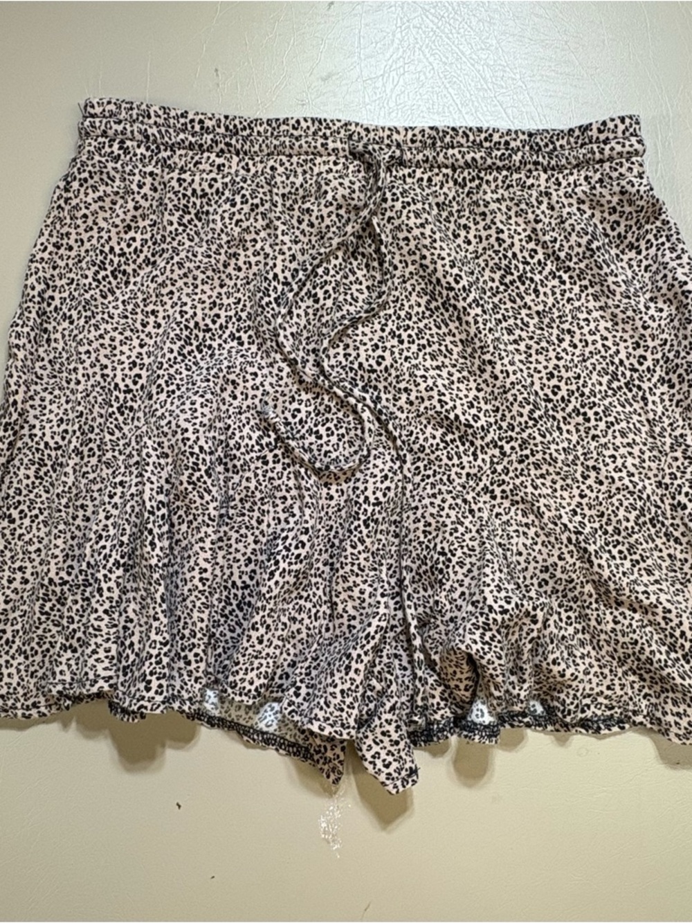 URBAN Romantics Beige Leopard Print High-Waist Ruffle Shorts